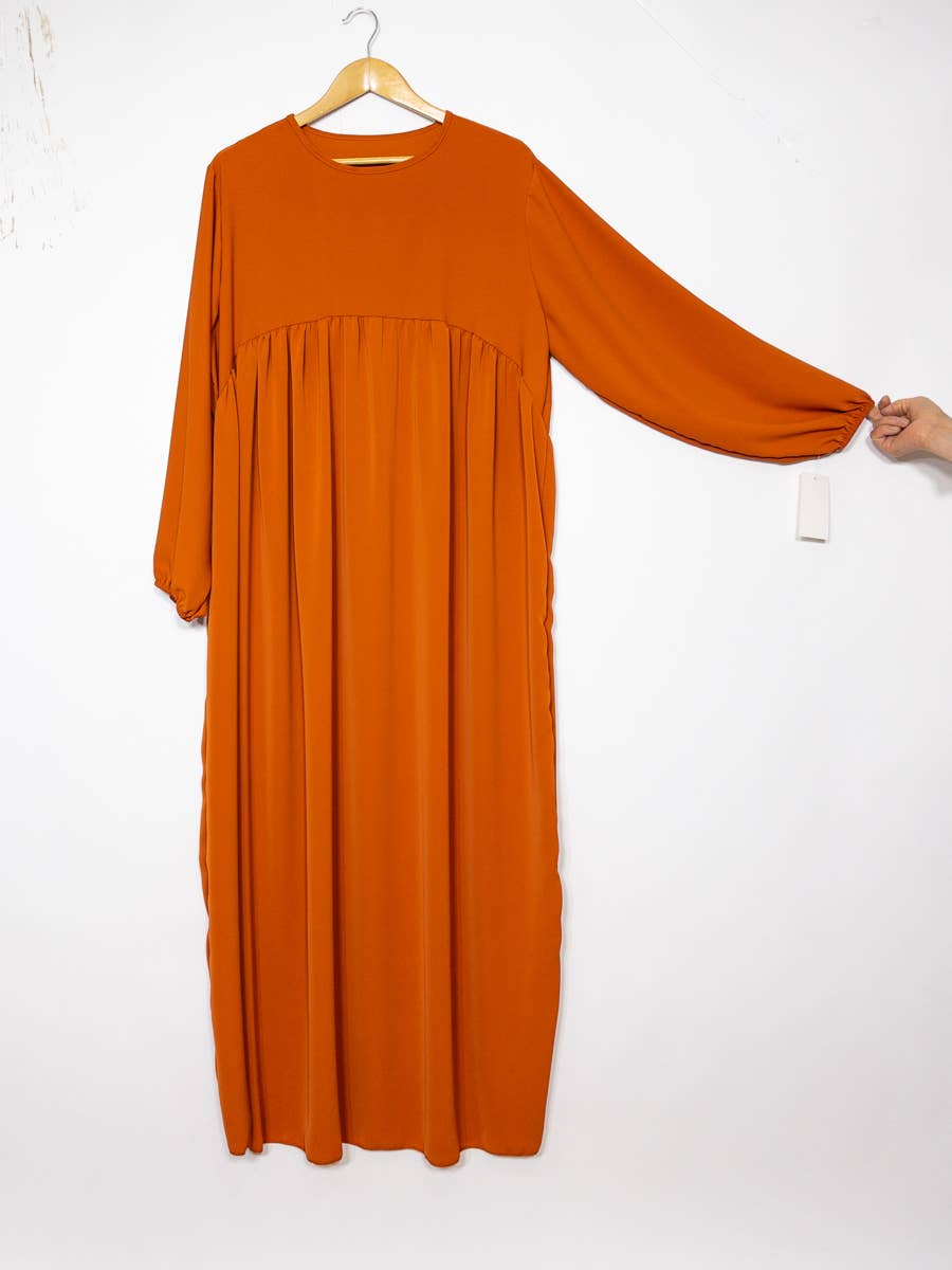 Abaya larga de seda Medina con volante, referencia 2326 pk