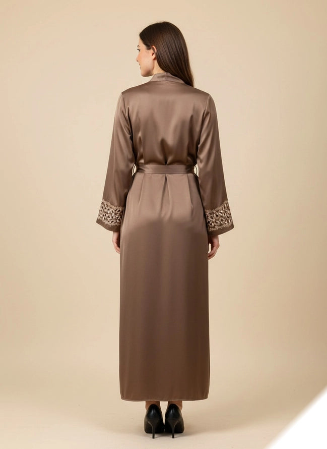 Vestido Largo Abaya De Tela De Seda Bordada Con Cinturón