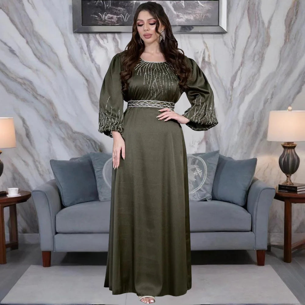 Leila Diamond  Abaya