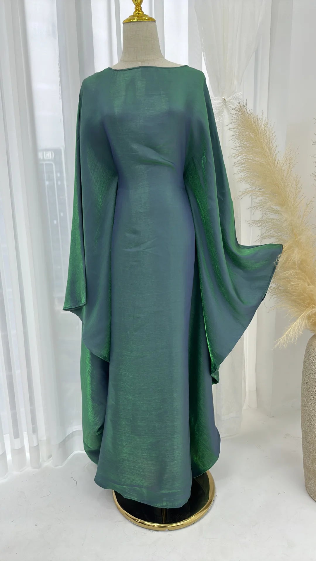 Samira Batwing Kaftan Abaya