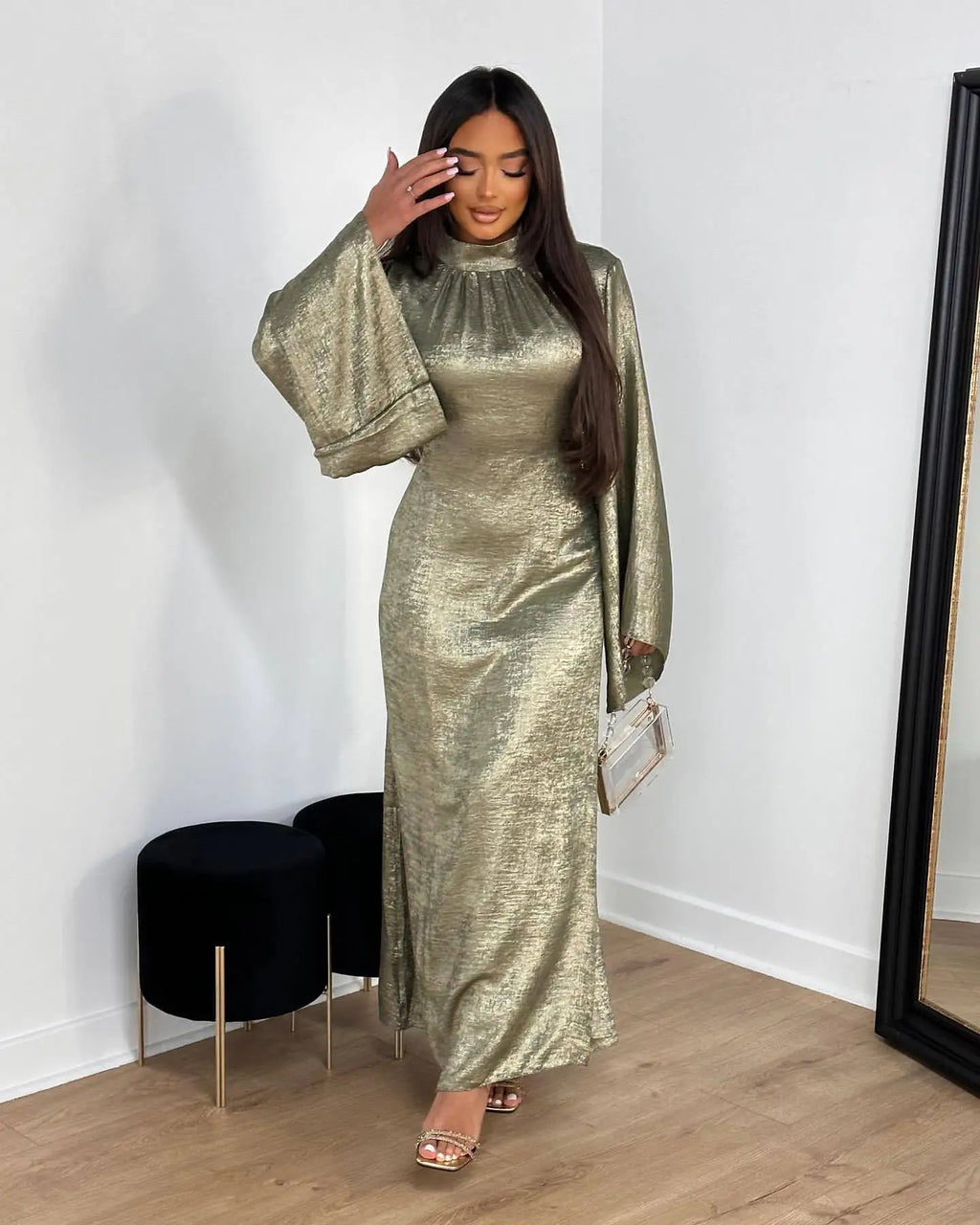 Nadia Shimmer Abaya