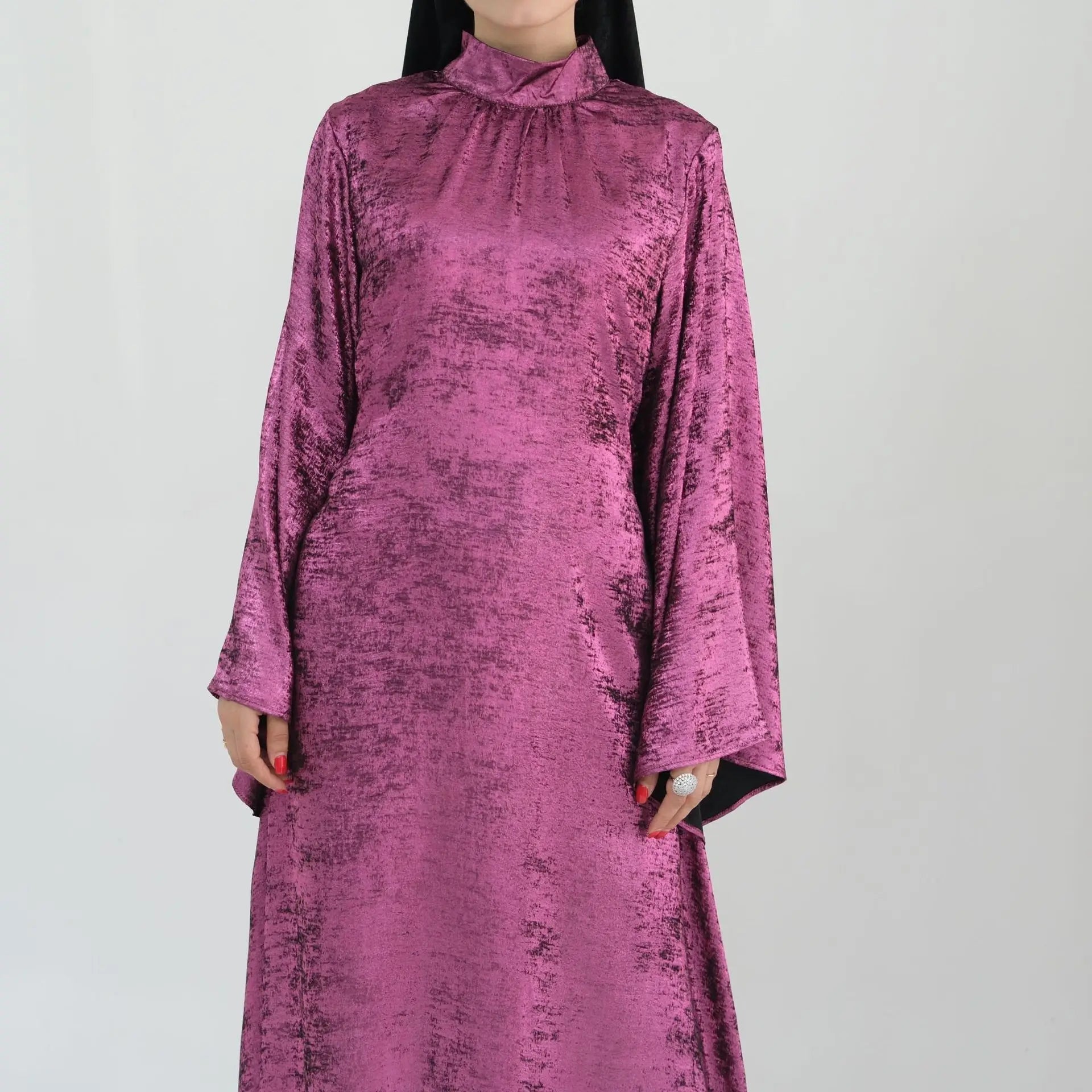 Nadia Shimmer Abaya