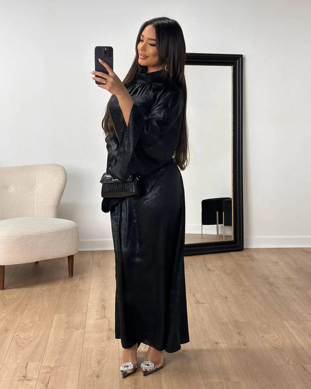 Nadia Shimmer Abaya